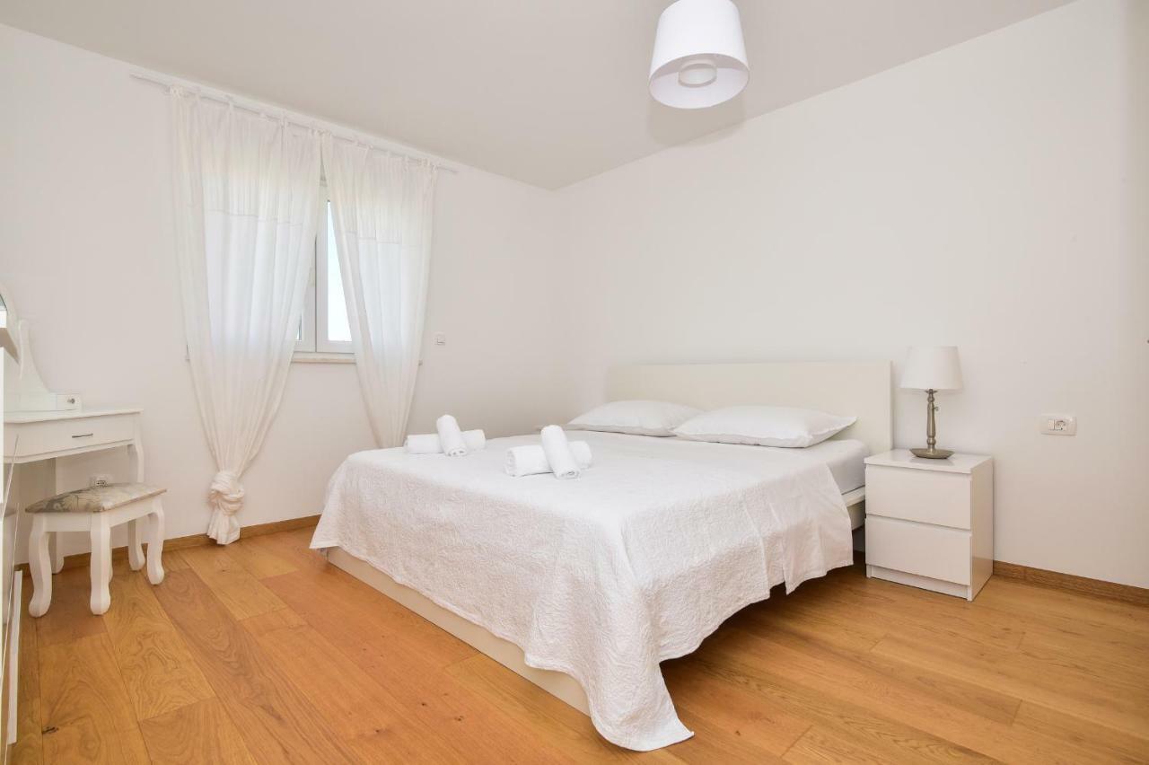 Apartment Ricca Seaview Makarska Exterior foto